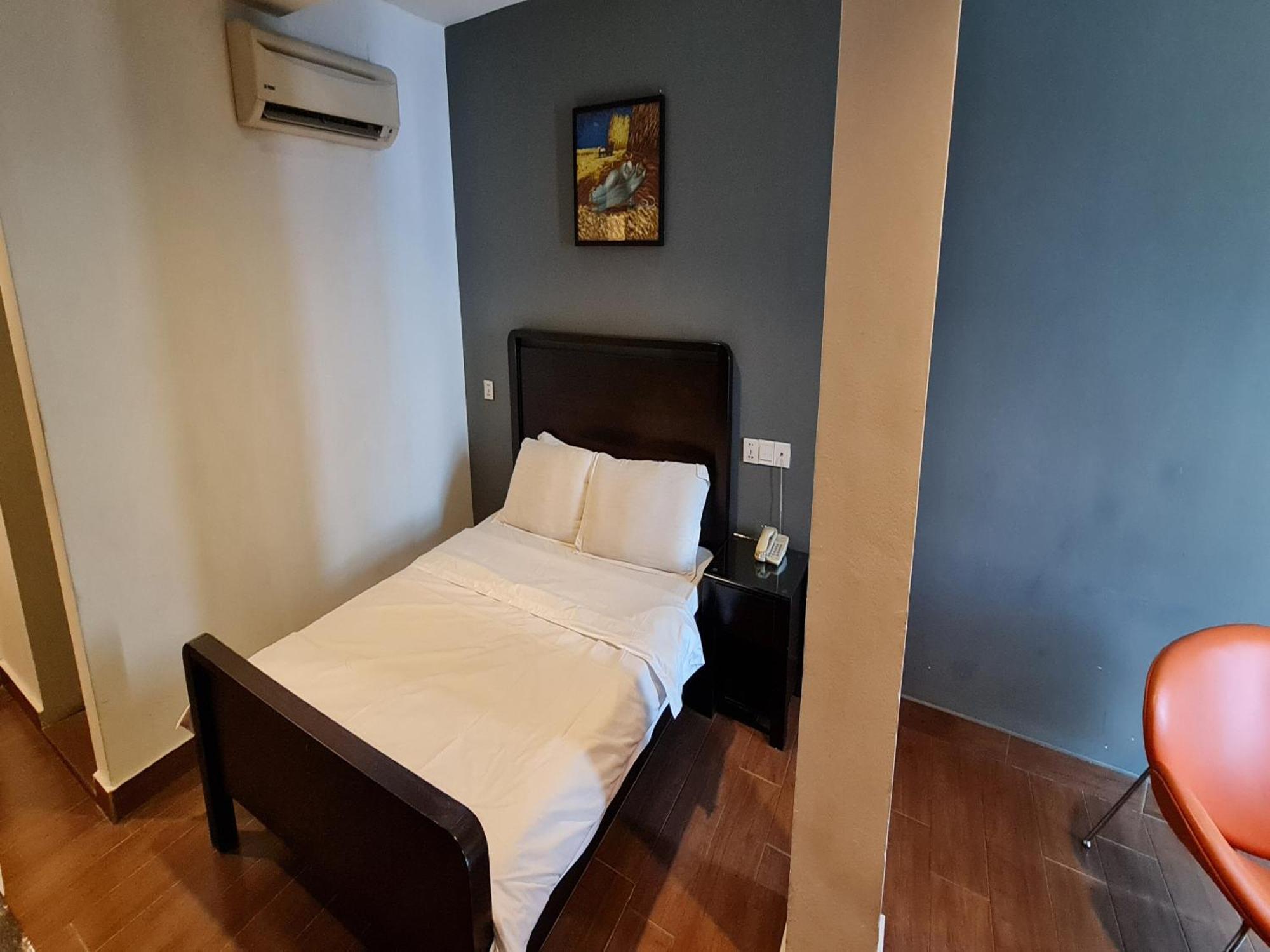 Hotel O Crossroads Hotel — Photos 1